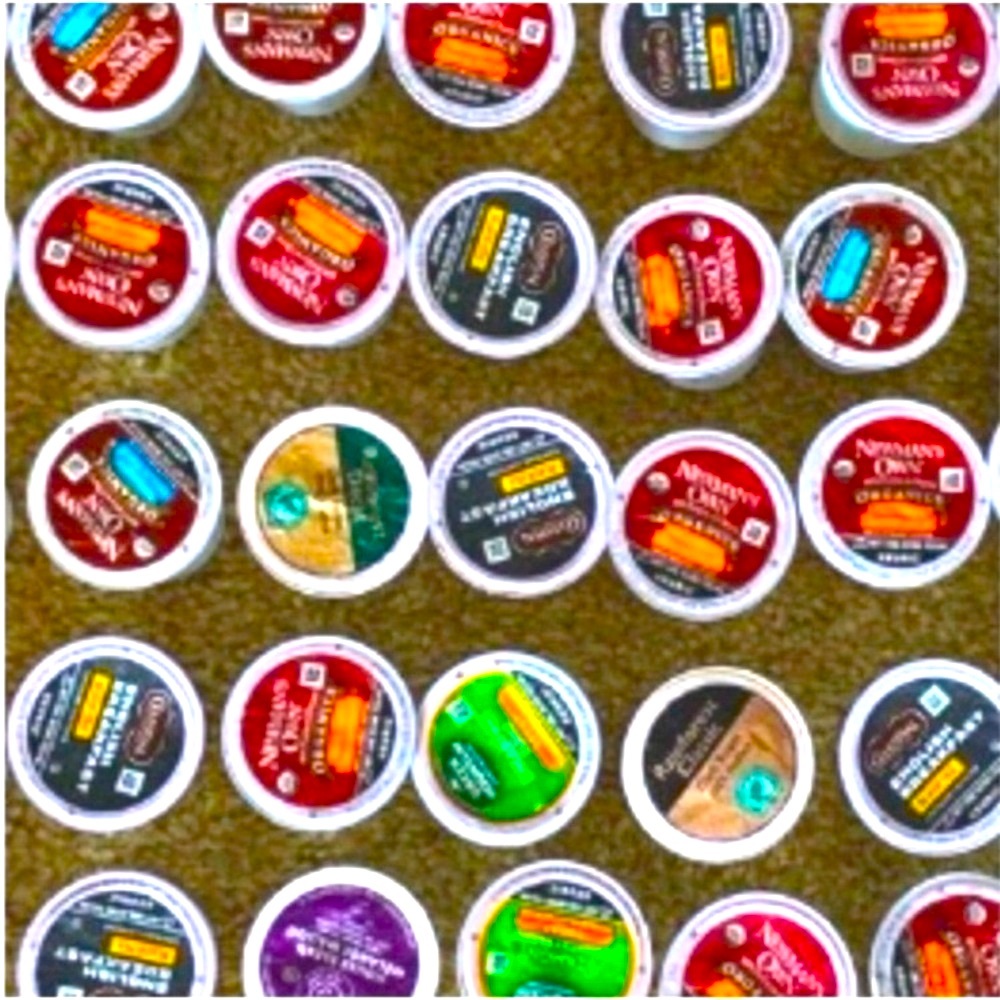 Variety of 60 K-Cups - PLUS 15 BONUS CUPS!  
That makes 75!